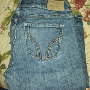 Hollister size 5 Long